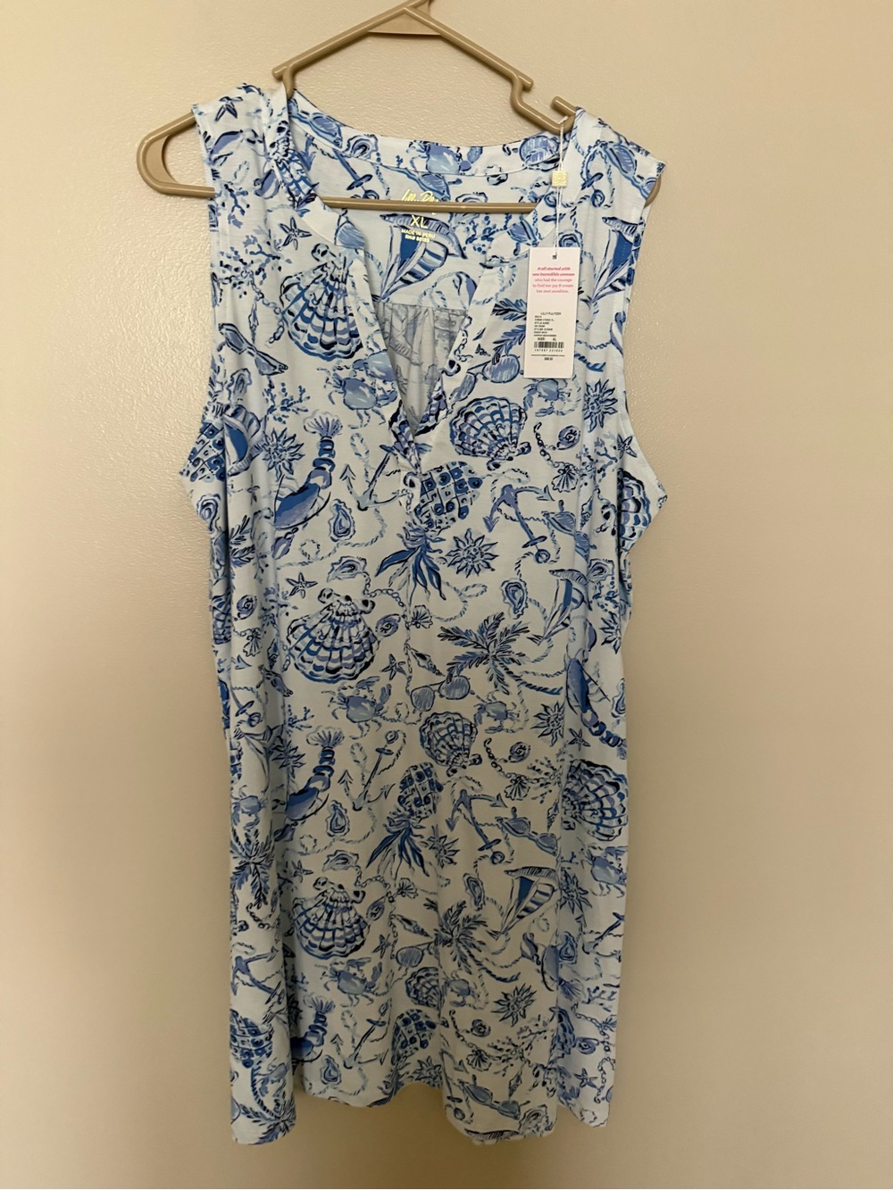 Lilly Pulitzer Sleeveless Blue & White Shell Print Shift “Dev”  Dress